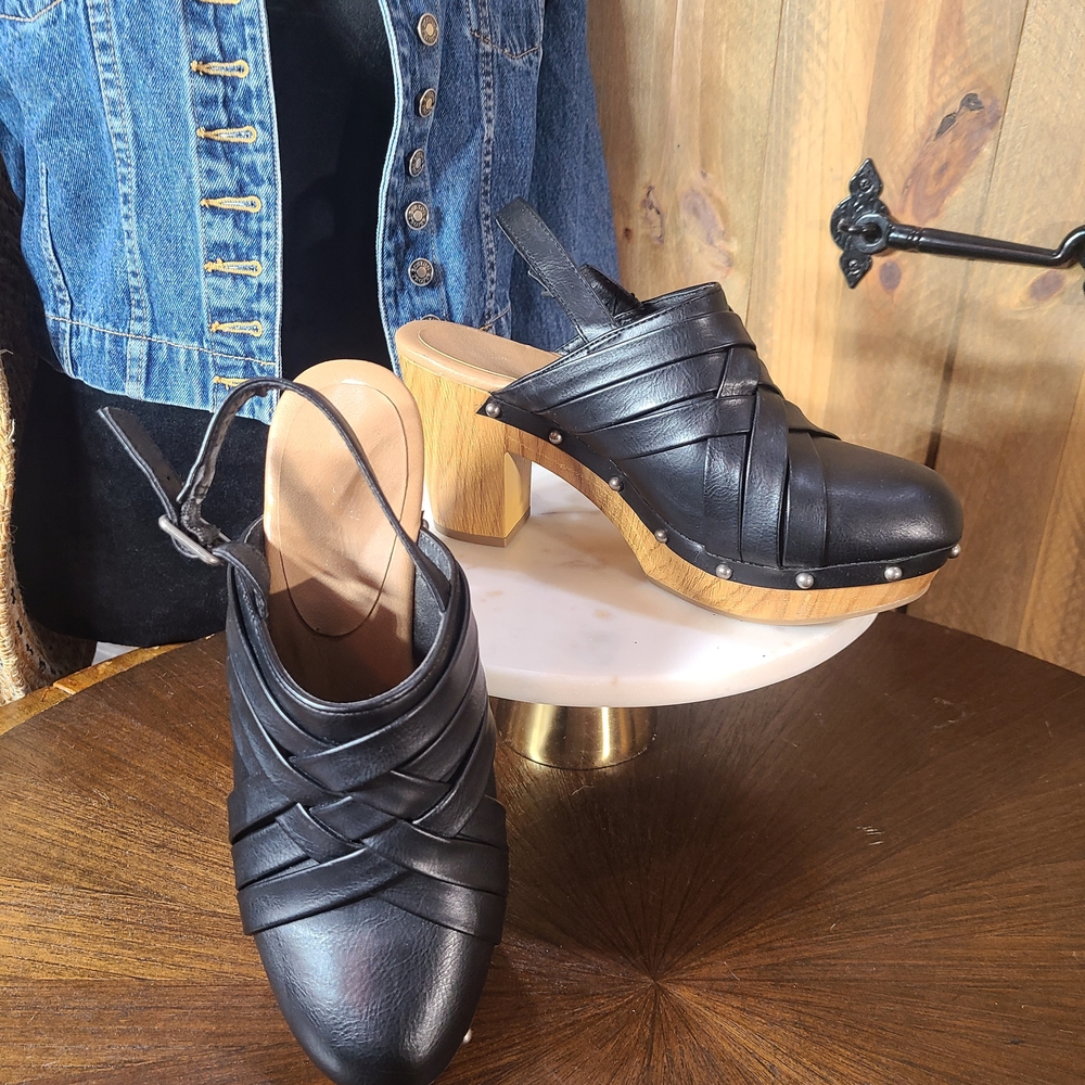 Black Leather Slingback Clog with Wood Block Heel